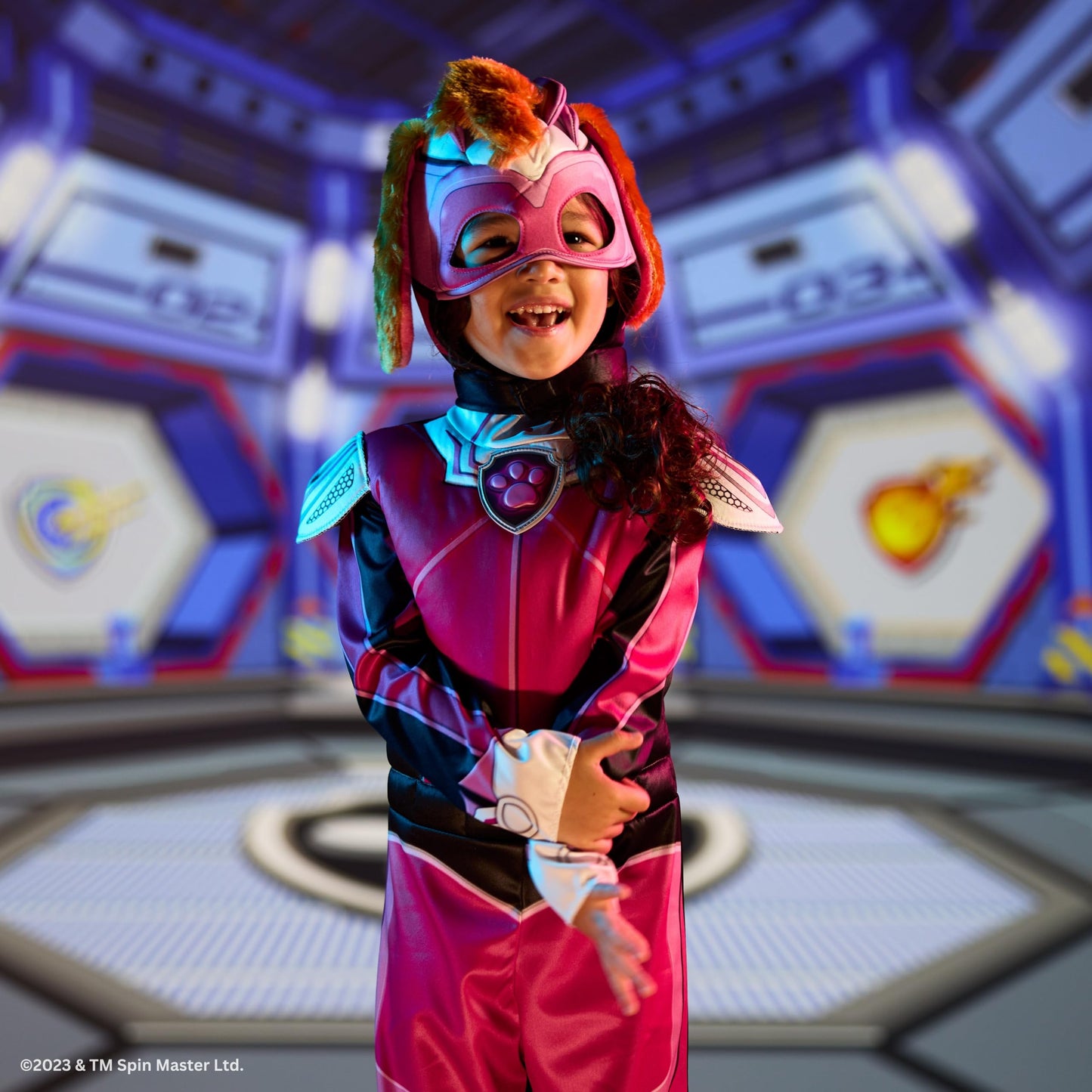 Skye Deluxe Toddler Costume  Official Paw Patrol Halloween Outfit with protective covering and Headpiece for Kids  Size (4-6x)