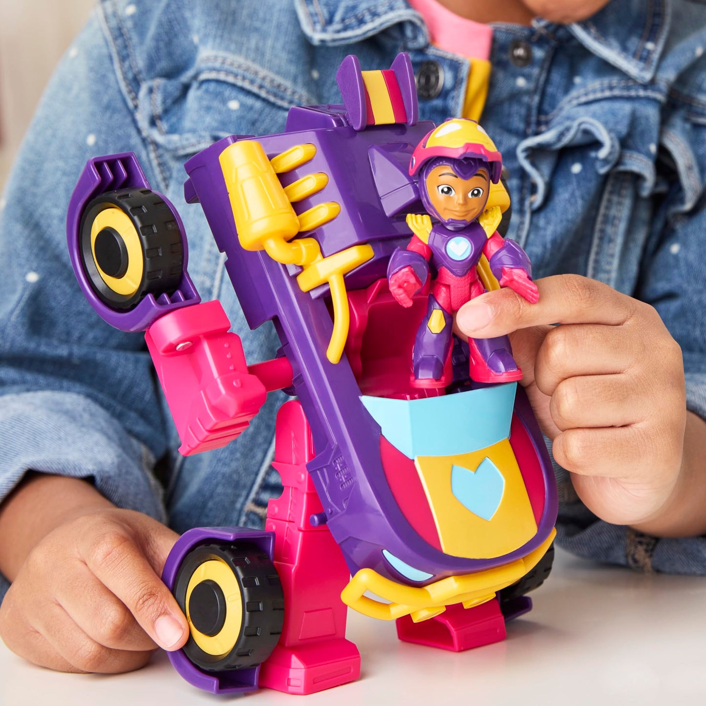 IRON MAN AND HIS AWESOME FRIENDS Ironheart 2-in-1 Mech Suit & Vehicle Set, 3" Action Figure, Purple, Model G1476