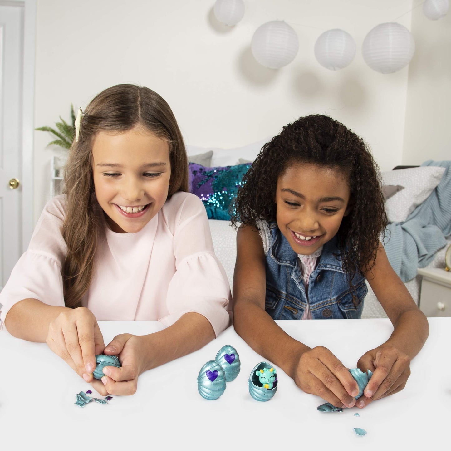 Hatchimals Colleggtibles, Mermal Magic 2 Pack + Nest With Season 5 (Styles May Vary)