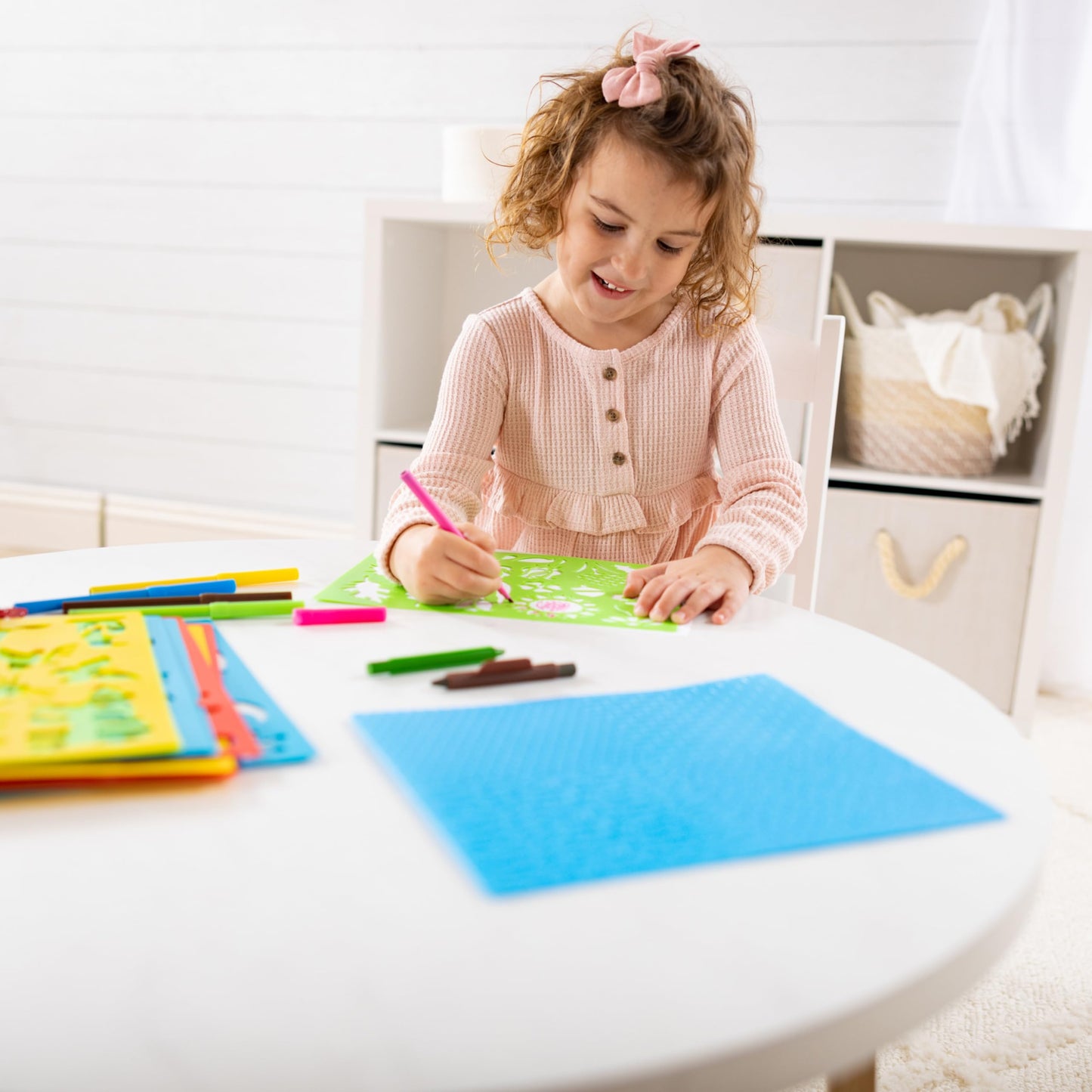 Melissa & Doug Stencil Art Kit - 30 Piece Set with 170+ Designs, 6 Markers, 2 Crayons, Multi Color - FSC-Certified Materials