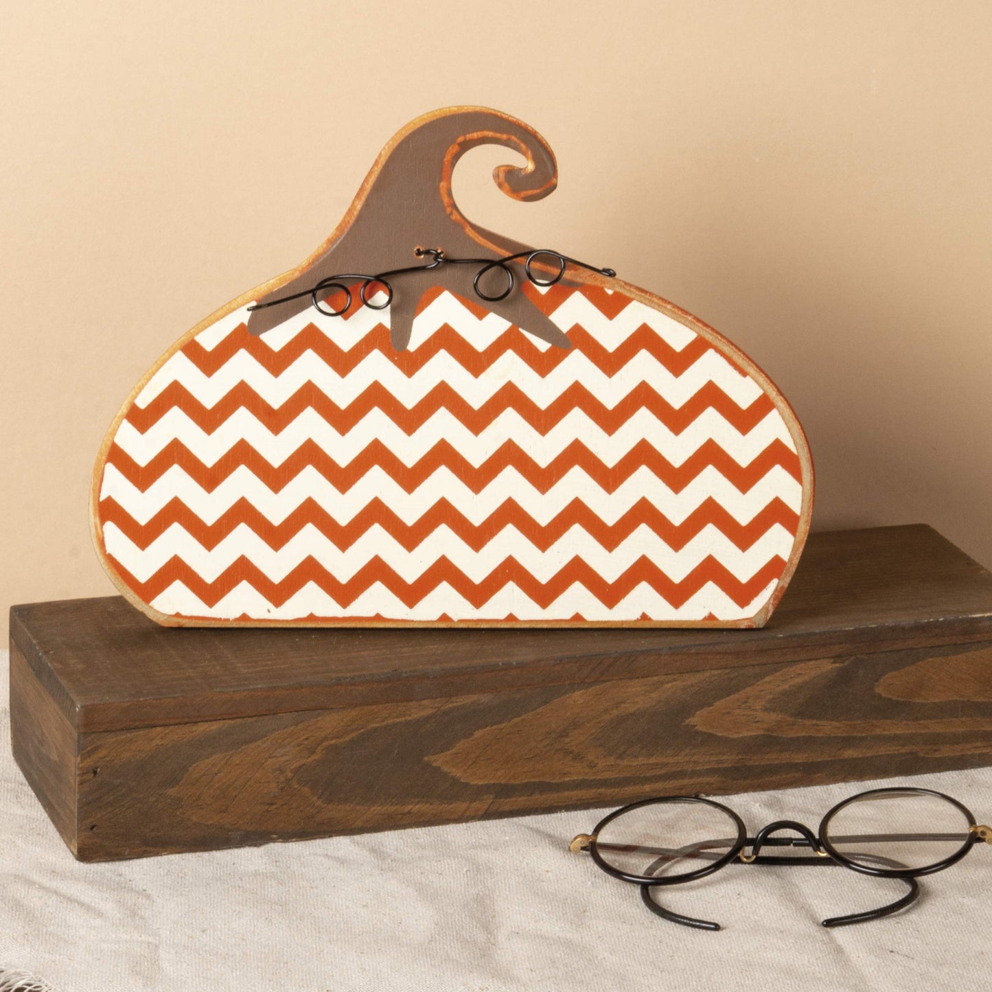 Primitives By Kathy Chunky Shelf Sitter, 8.5 X 6.25-Inch, Chevron Pumpkin