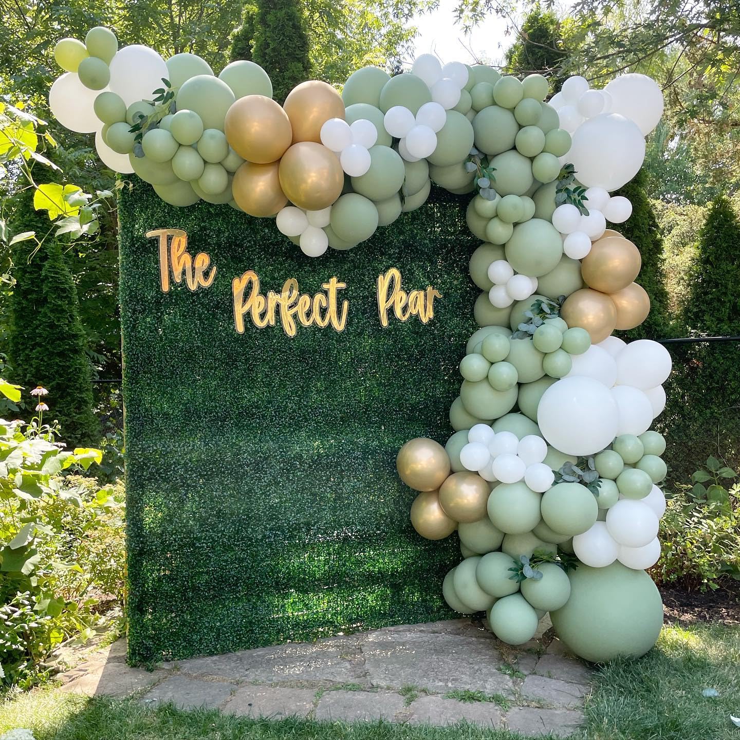 Bezente Sage Green Latex Party Balloons - 150 Pack 5 Inch Round Helium Dusty Green Olive Balloons For Birthday Graduation Baby S