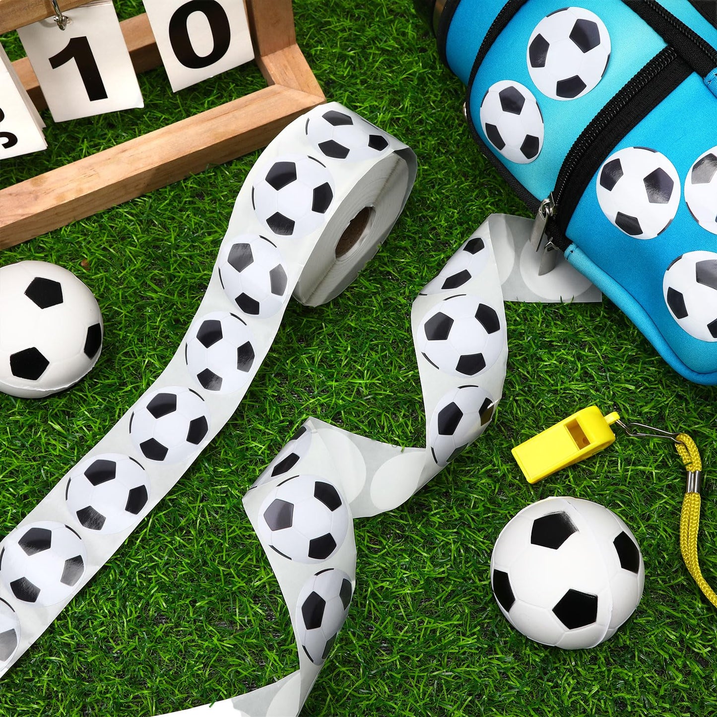 DECYOOL 800 Pcs Soccer Stickers Roll, Waterproof Sports Stickers for Boys Girls Self-Adhesive Soccer Ball Sticker for Water Bott