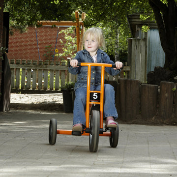 Winther Circle Line Tricycle Kids Ride On, Orange, Large