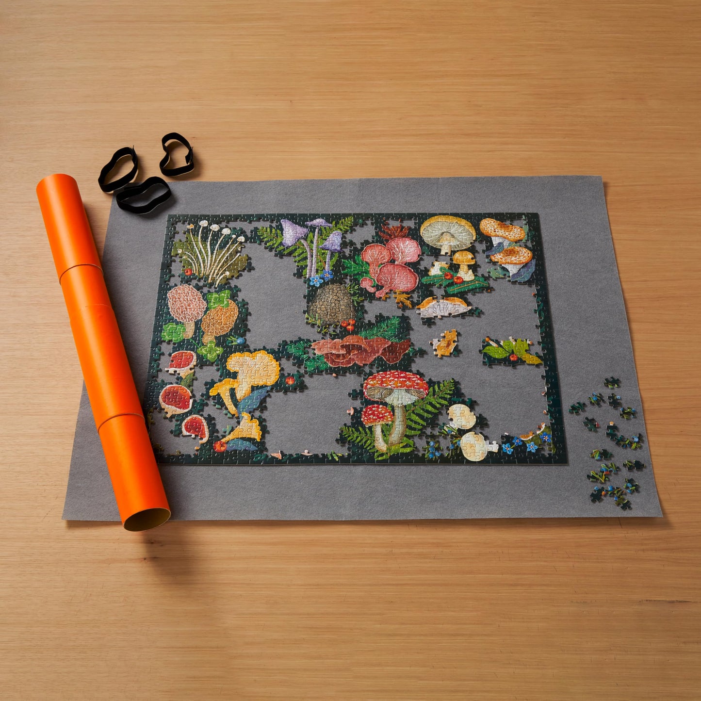 Galison Roll Up Puzzle Mat for Up to 1500 Pieces - Beige, Model 9780735382190