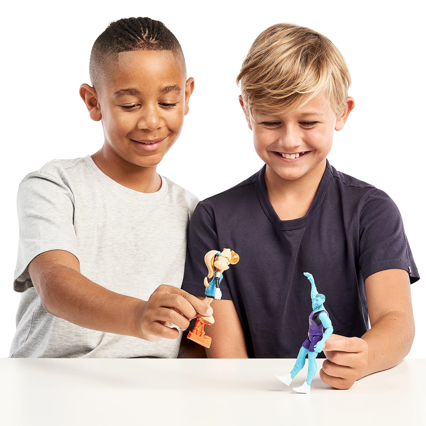 Moose Toys Bunny Space Jam: A New Legacy - 2 Pack - On Court Rivals - Lola & Wet/Fire, Multicolor (14580)