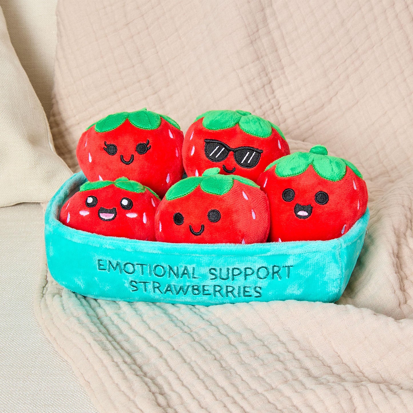 WHAT DO YOU MEME? Emotional Support Strawberries Plushies, 5-Pack Cuddly Toys, One Size, Red, Model ESS512