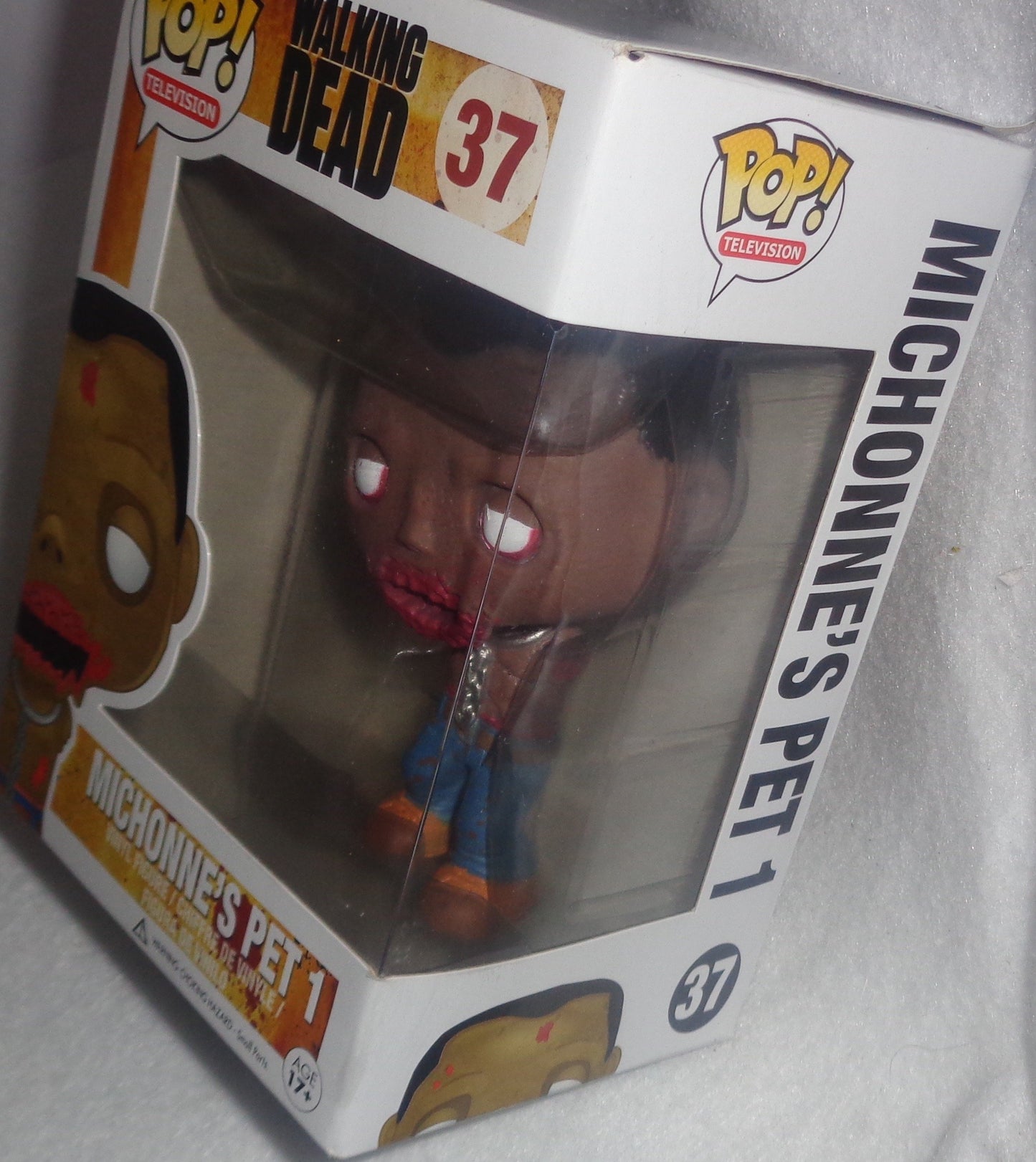 [Uk Import] Walking Dead Michonne Pet Zombie Pop! Vinyl Figure - Pet Walker 1