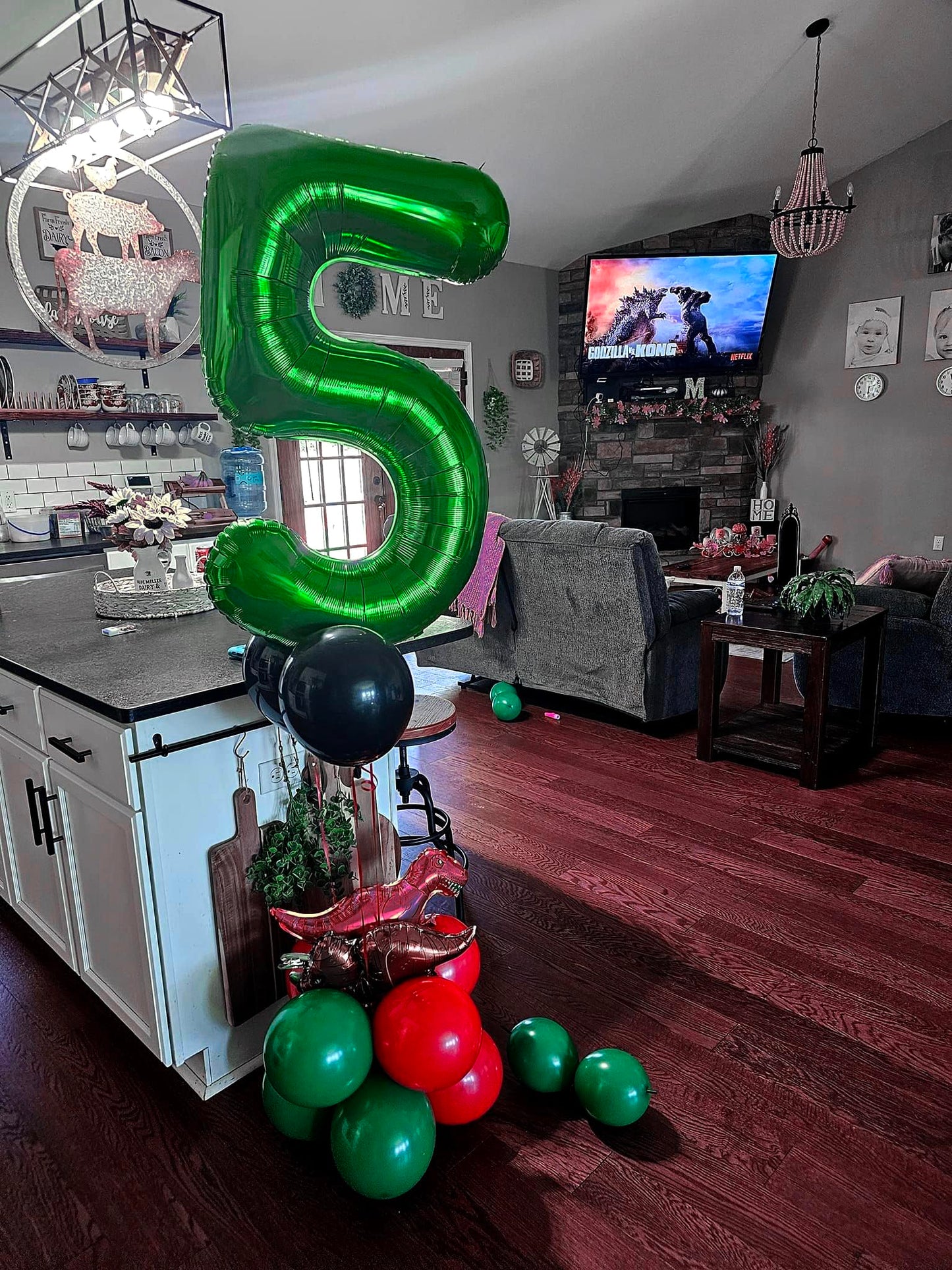 Green 5 Balloon, Number Balloons 40 Inch, 5Th Birthday Balloon Decorations, Green Party Supplies, 5 Number Balloons, Number 5 Ba