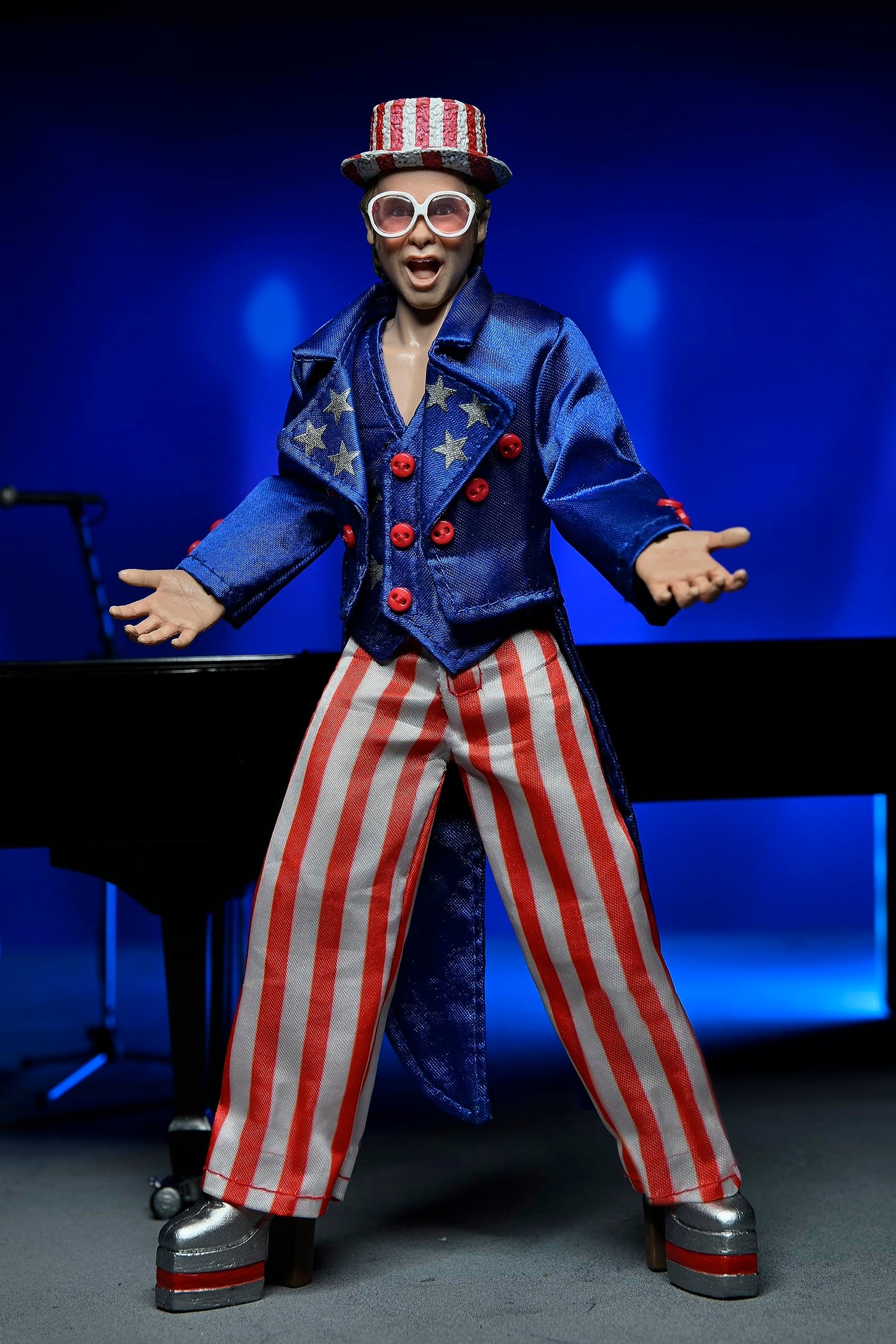NECA - Elton John 8 Clothed Action Figure with Piano - Live in 76