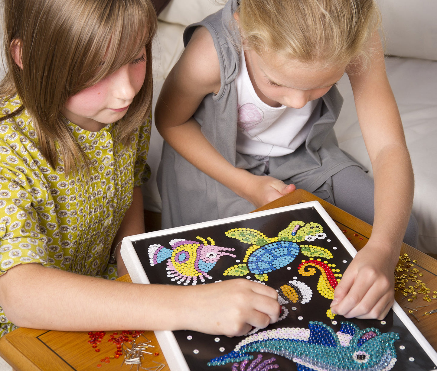 Sequin Art Red, Sealife Scene, Sparkling Arts and Crafts Picture Kit; Creative Crafts for Adults and Kids