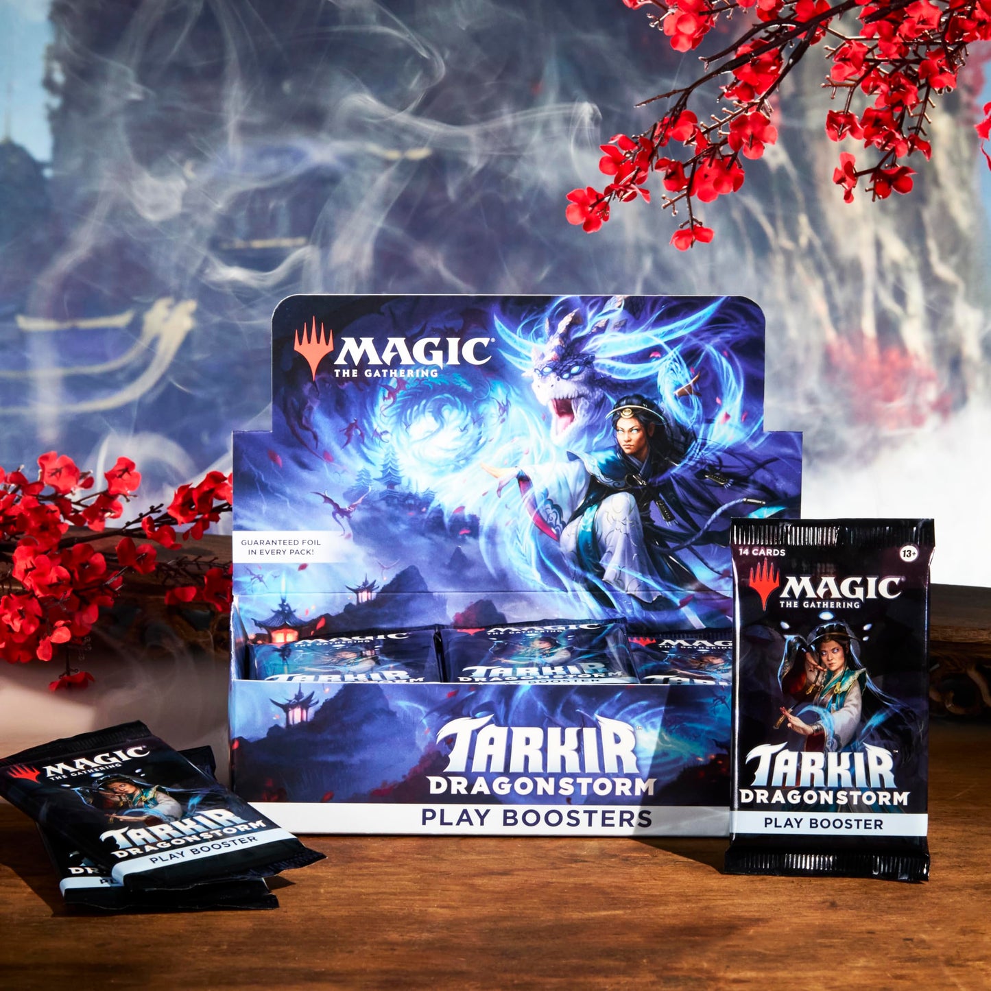 Magic: The Gathering Dragonstorm Play Booster Box - Small Multicolor Cardboard Model D42730000