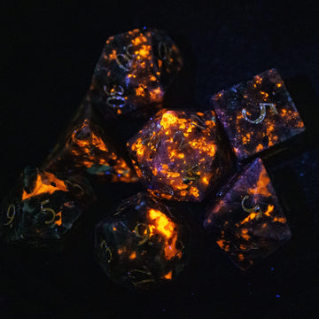 UDIXI Flame Yooperlite Gemstone Dice Set D&D Natural Stone Dice with Gift Box for Dungeons and Dragons Role Playing Game and Tab
