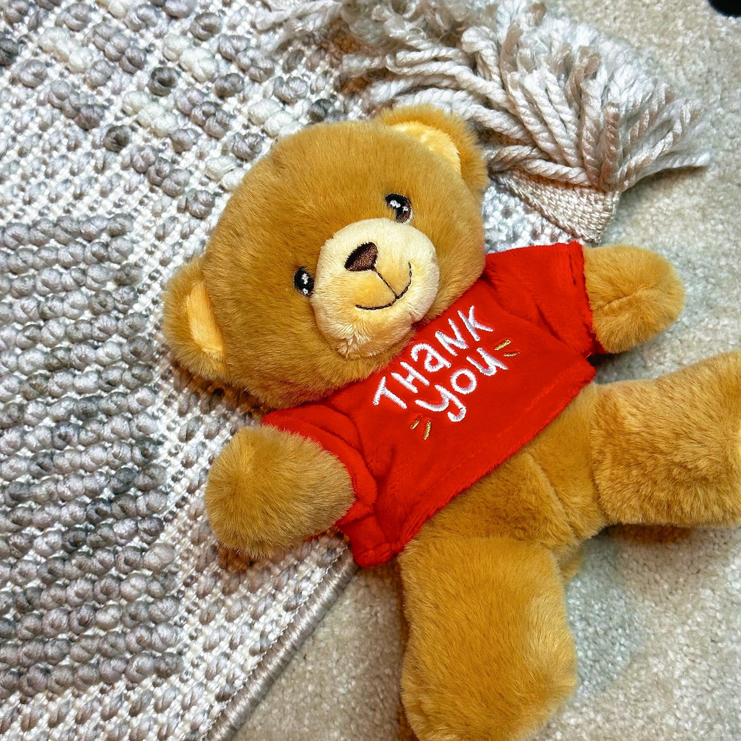 Deluxe Paws Eco Plush Special Occasions, 100% Recycled (Thank You)