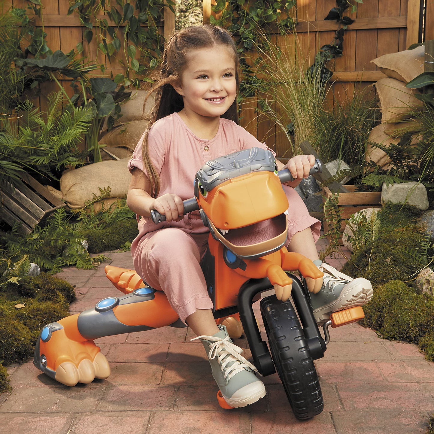 Little Tikes Chompin' Dino Trike, Outdoor Indoor Ride On Toy W/Dinosaur Sounds Roars, Adjustable Seat, Rugged Wheels- Kids Gift, For Toddler Boys & Girls Ages 3 4 5+ Years Old, Large