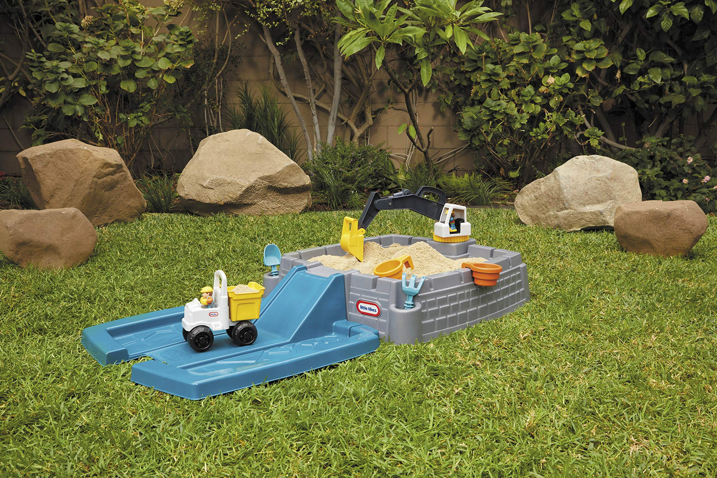 Little Tikes Dirt Diggers Excavator Sandbox, 28.5"L x 51"W x 25"H, Plastic, Multicolor, Model 657085M, Includes Lid & Play Sand Accessories