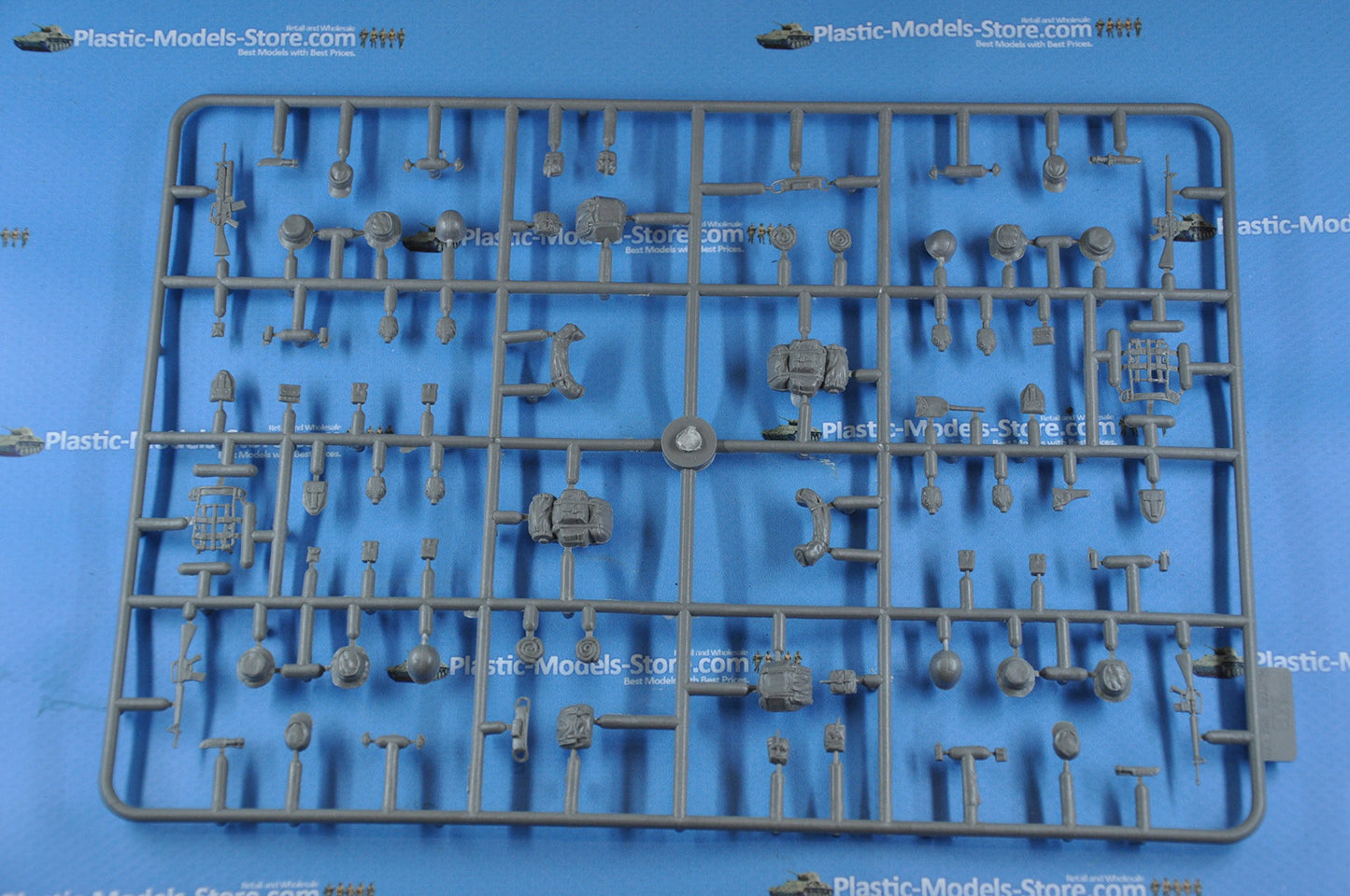 Master Box Head For The Huey, Vietnam War Series 5 Figures 1/35 35107