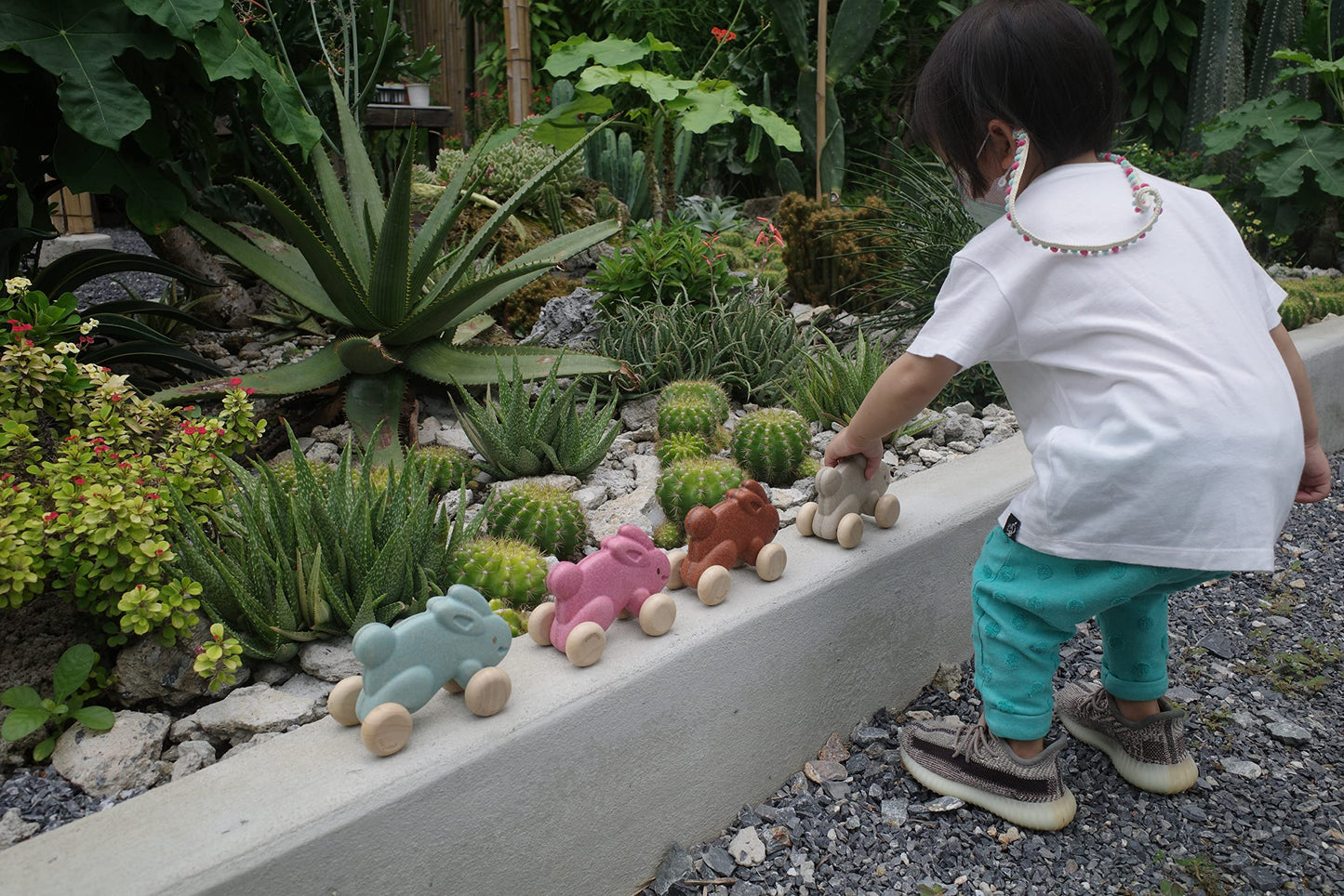 PlanToys Push Along Bunny-Pink (5730)