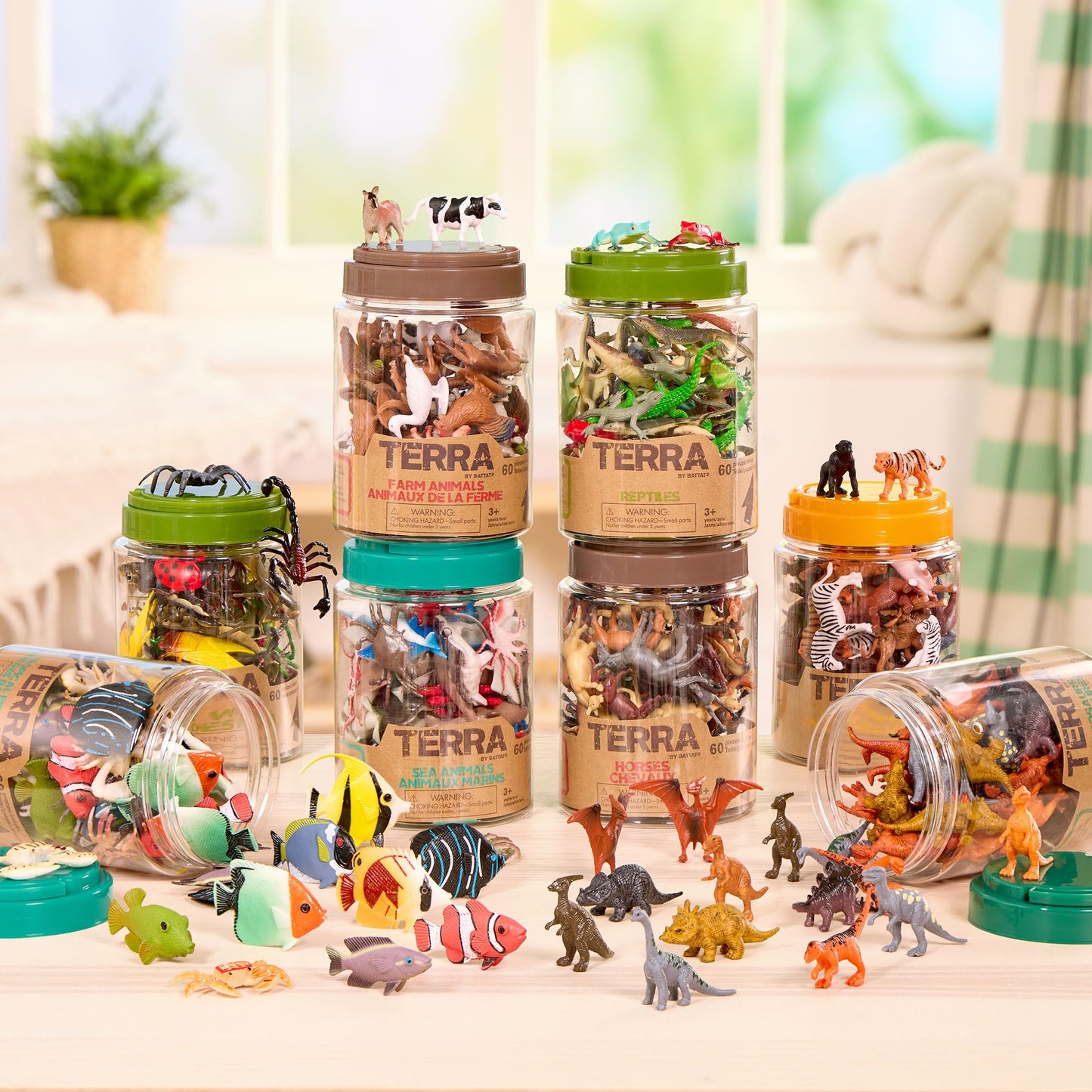 Terra By Battat - 60 Pcs Ocean Animal Figurines - Plastic Mini Sea Animal Toys - Sharks, Dolphins, Penguins, Turtles, Crabs, Starfish & More For Kids And Toddlers 3 Years +