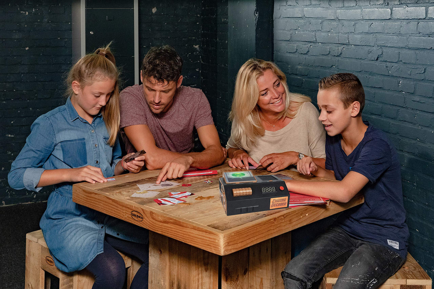 Identity Games Escape Room The Game - Family Edition, 3 Jungle Rooms, Cardstock, Multicolored, Model IDG 7118