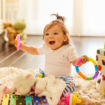 Munchkin Twisty Figure 8 Teether