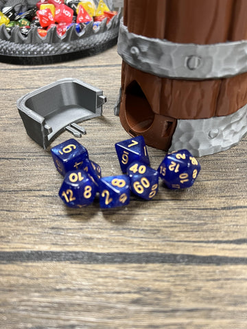 Munnygrubbers - Tavern Mug Dice Tower - No Paint Odorless Insulated Cup Can Dice Tower - (Random 7Pcs D20 Dice Set Included) - Dice Holder - Dungeons And Dragons - Dnd Gift - (Black/Bronze)