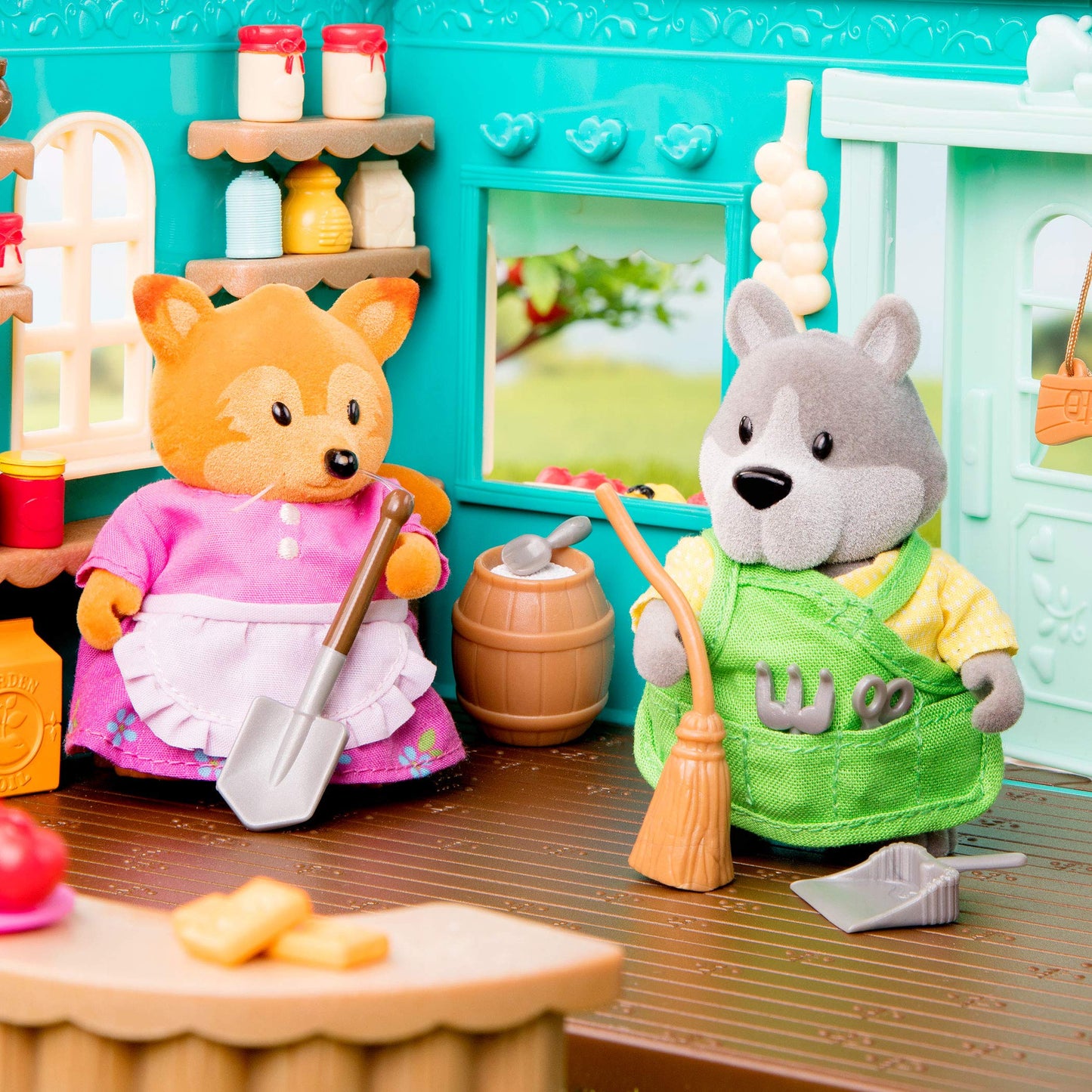 Lil Woodzeez Fox Family Set - Tippytail Foxes with Storybook - 5 Pieces Toy Set with Miniature Animal Figurines - Family Toys a