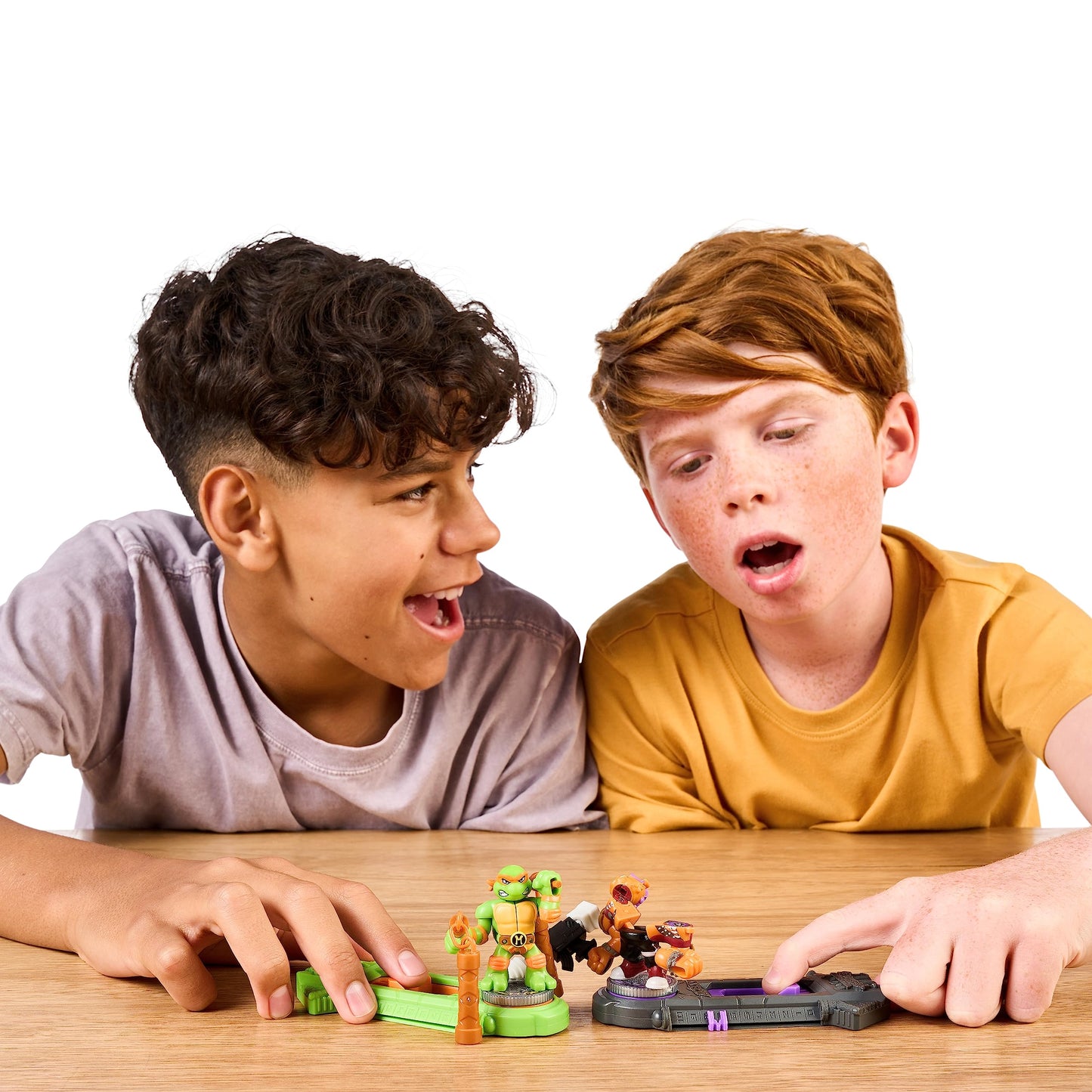 Akedo Legends of Akedo Mini Battling Warriors Pack - Leonardo Vs Rocksteady, Small, Multicolor, Model 15244, ABS & Metal