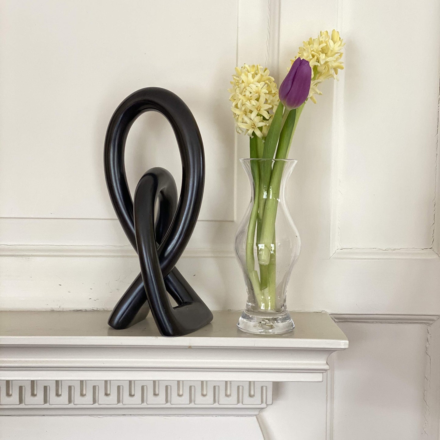Global Crafts Natural Soapstone 10-Inch Lover'S Knot In Black