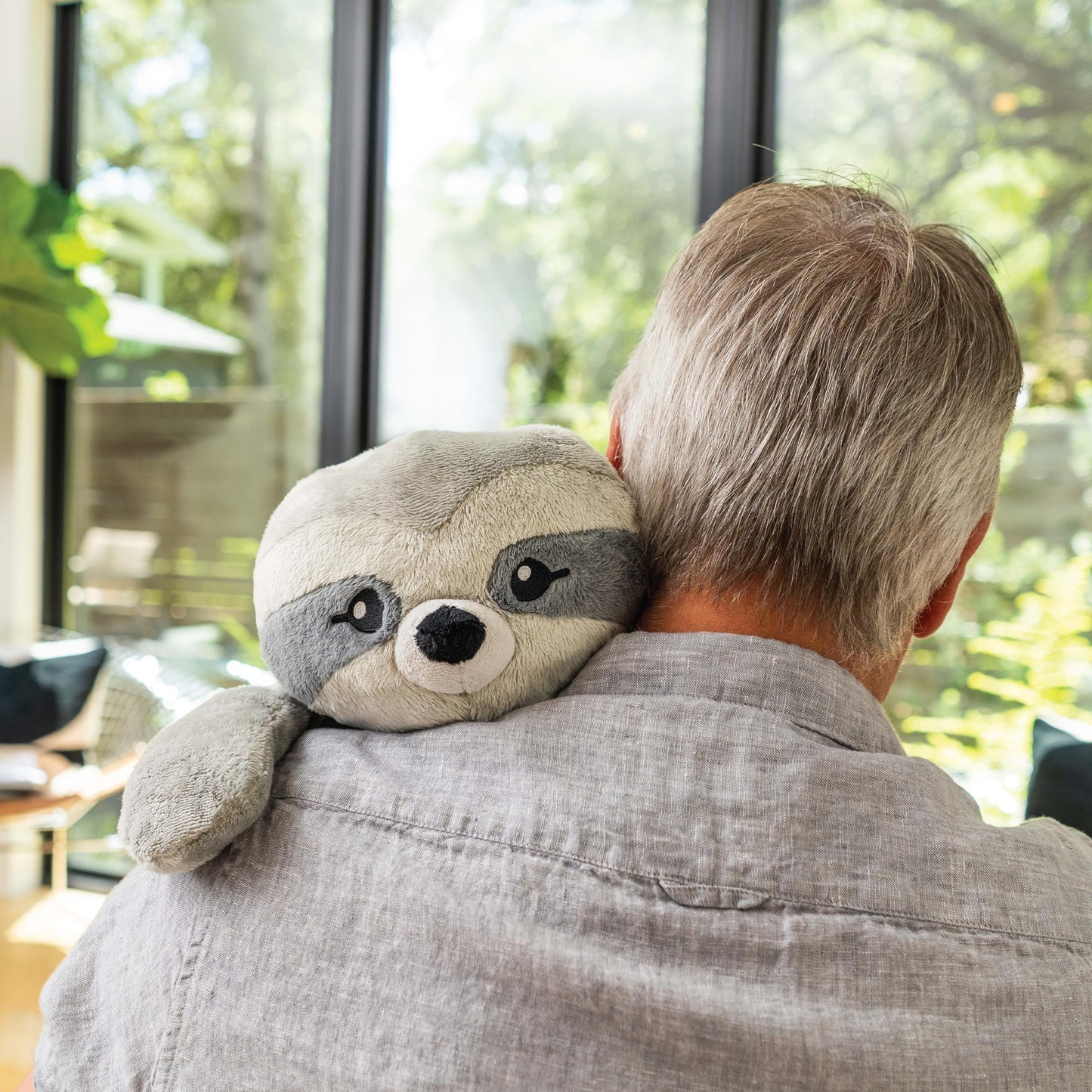 HUGIMALS Sam The Sloth Plush Weighted Stuffed Animal - 4.5 lb Large, Multicolor, Soft Comfort Toy for Kids, Teens, and Adults