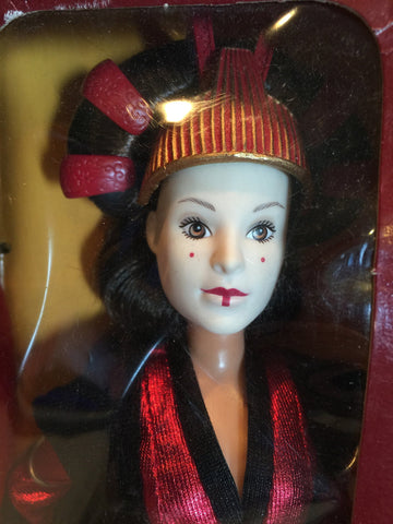STAR WARS Queen Amidala Collection Ultimate Hair Doll, Model 61778, Red Plastic, 1998 Edition