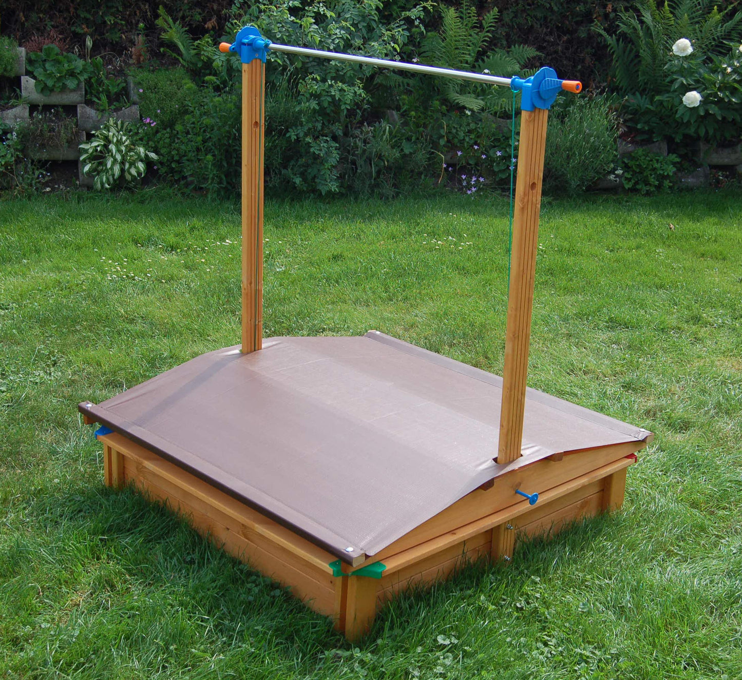 Exaco Felix Adjustable Roof Sandbox, 40 X 51 Inches, Orange-Brown