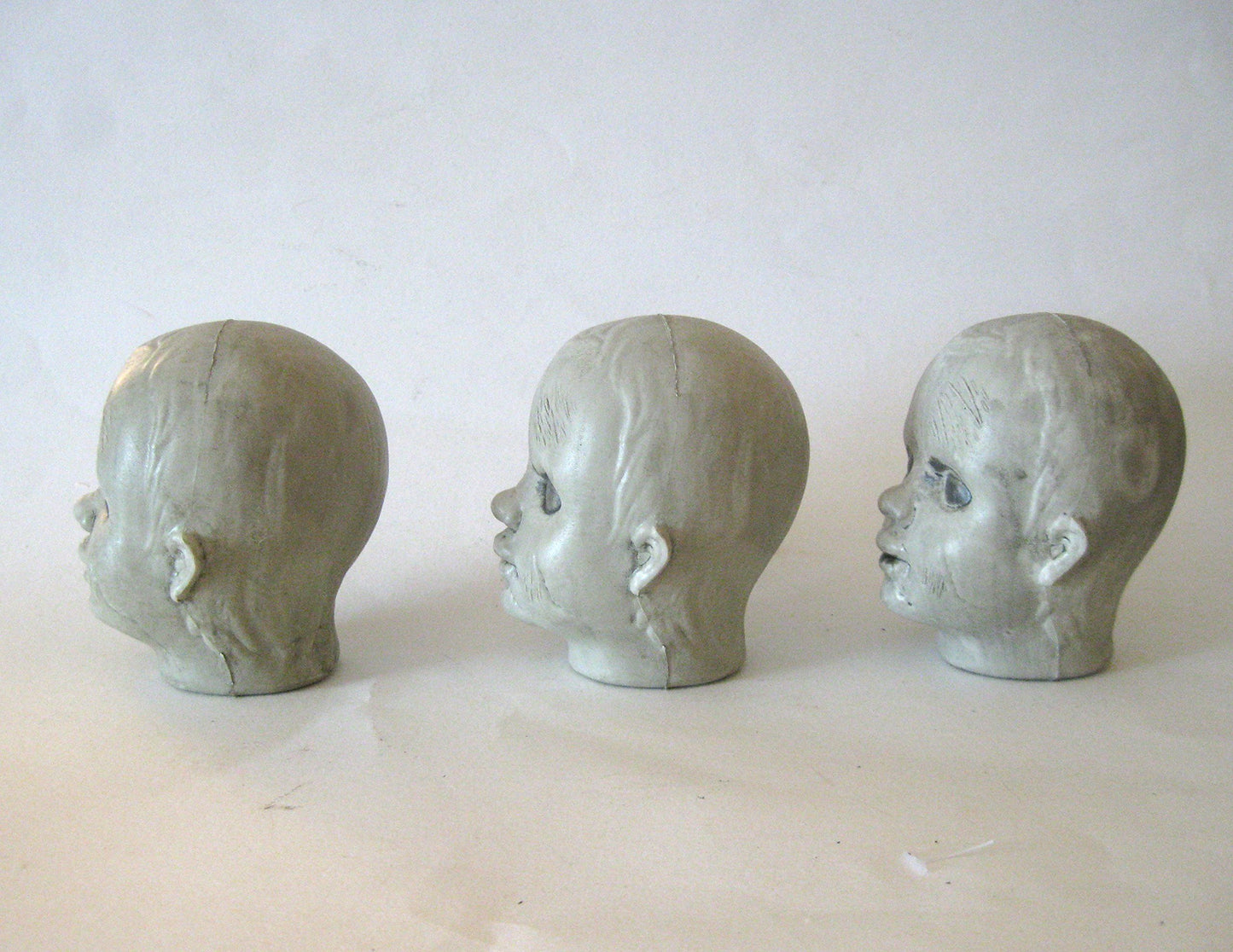 Sunstar Creset 3 Zombie Baby Doll Heads Creepy Halloween Decor