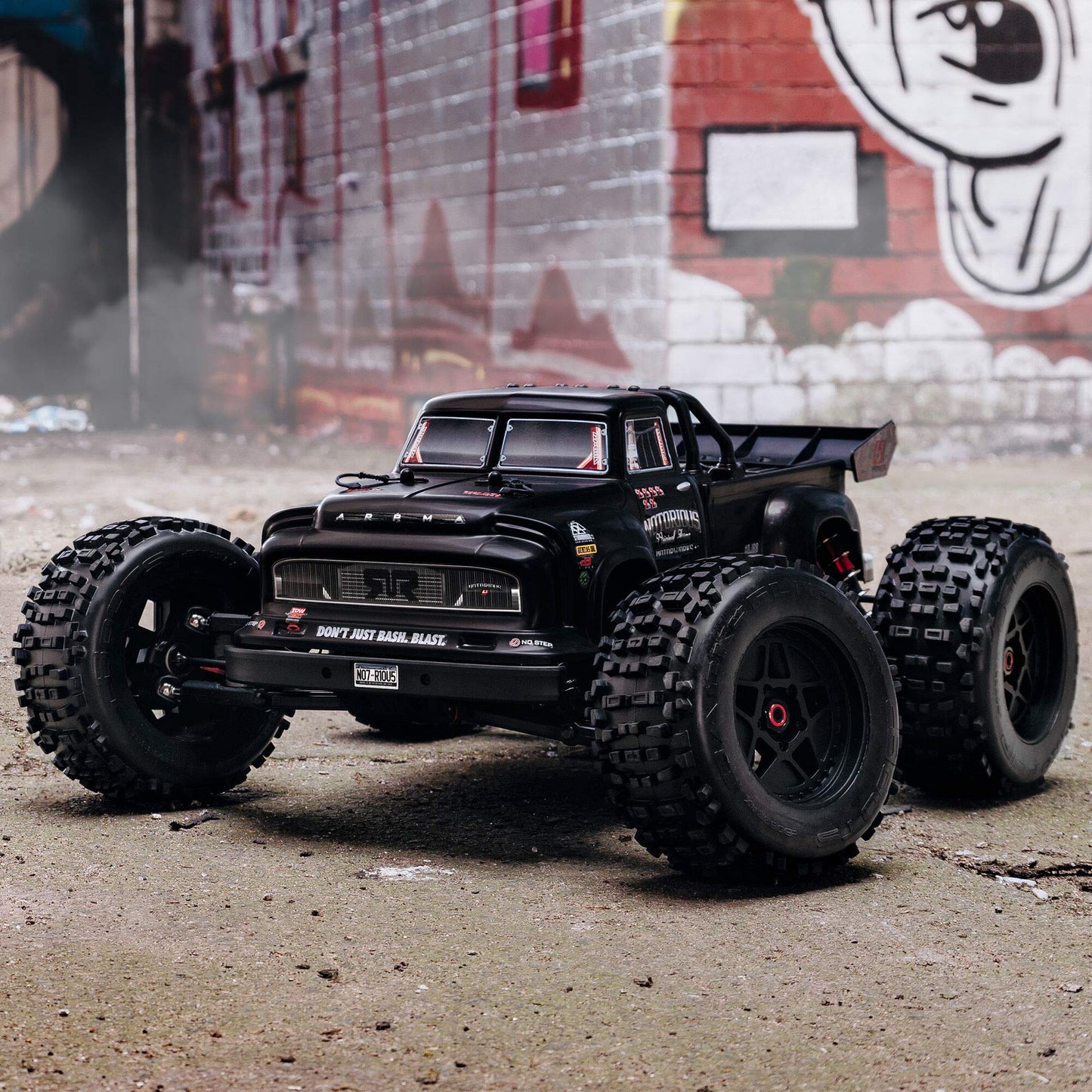 ARRMA 1/8 Notorious 6S V5 4WD BLX Stunt RC Truck with Spektrum Firma RTR (Transmitter and Receiver Included, Batteries and Charg