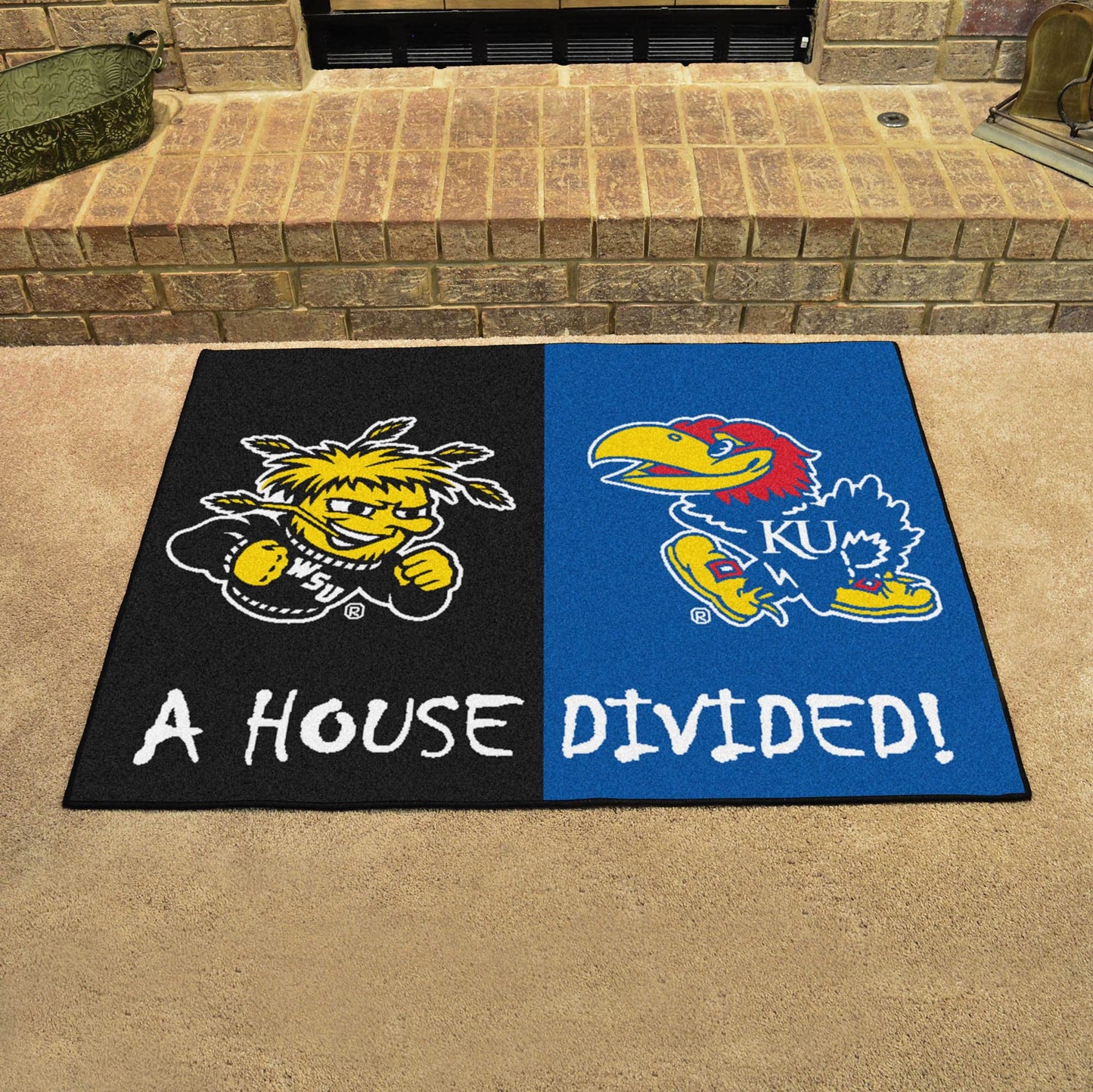FANMATS 18686 Wichita State / Kansas House Divided Rug - 34 in. x 42.5 in.