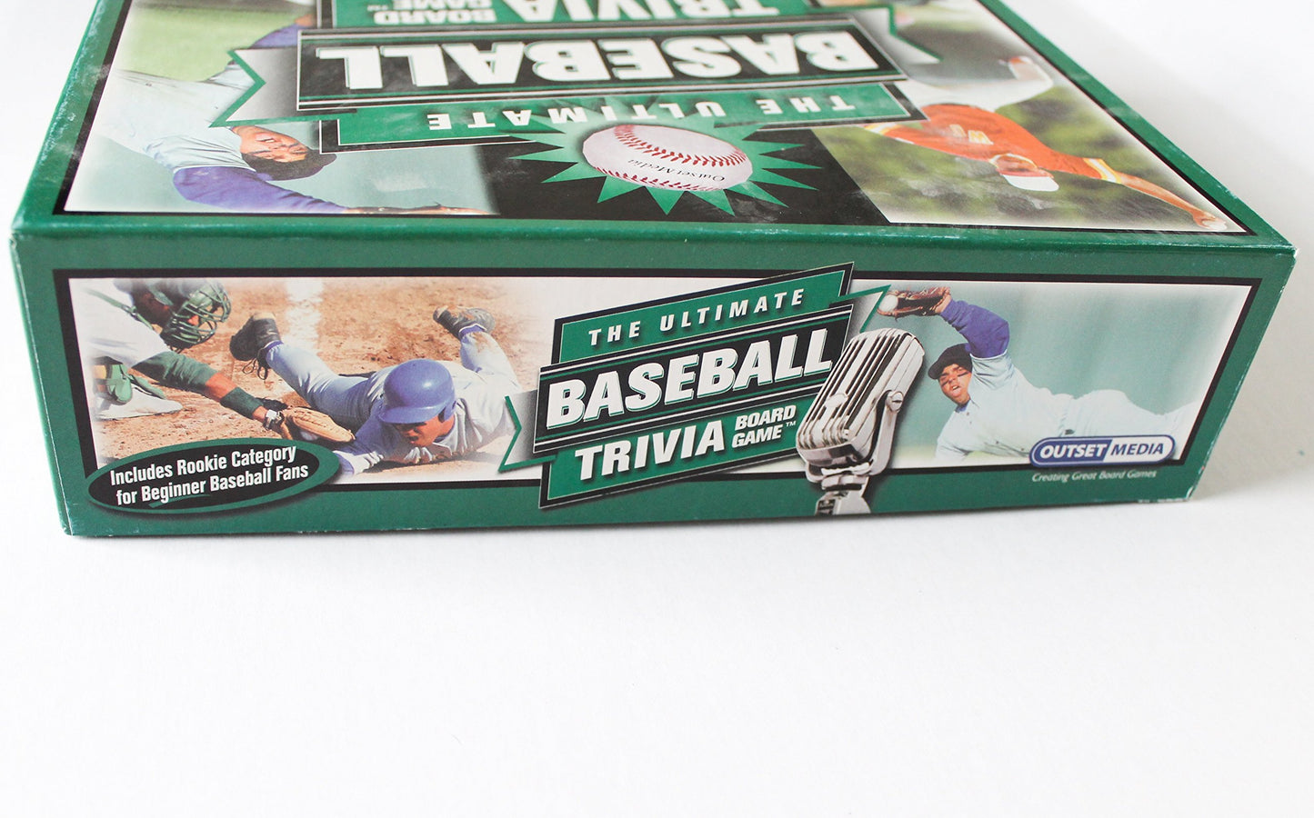 Outset Media The Ultimate Baseball Trivia Board Game