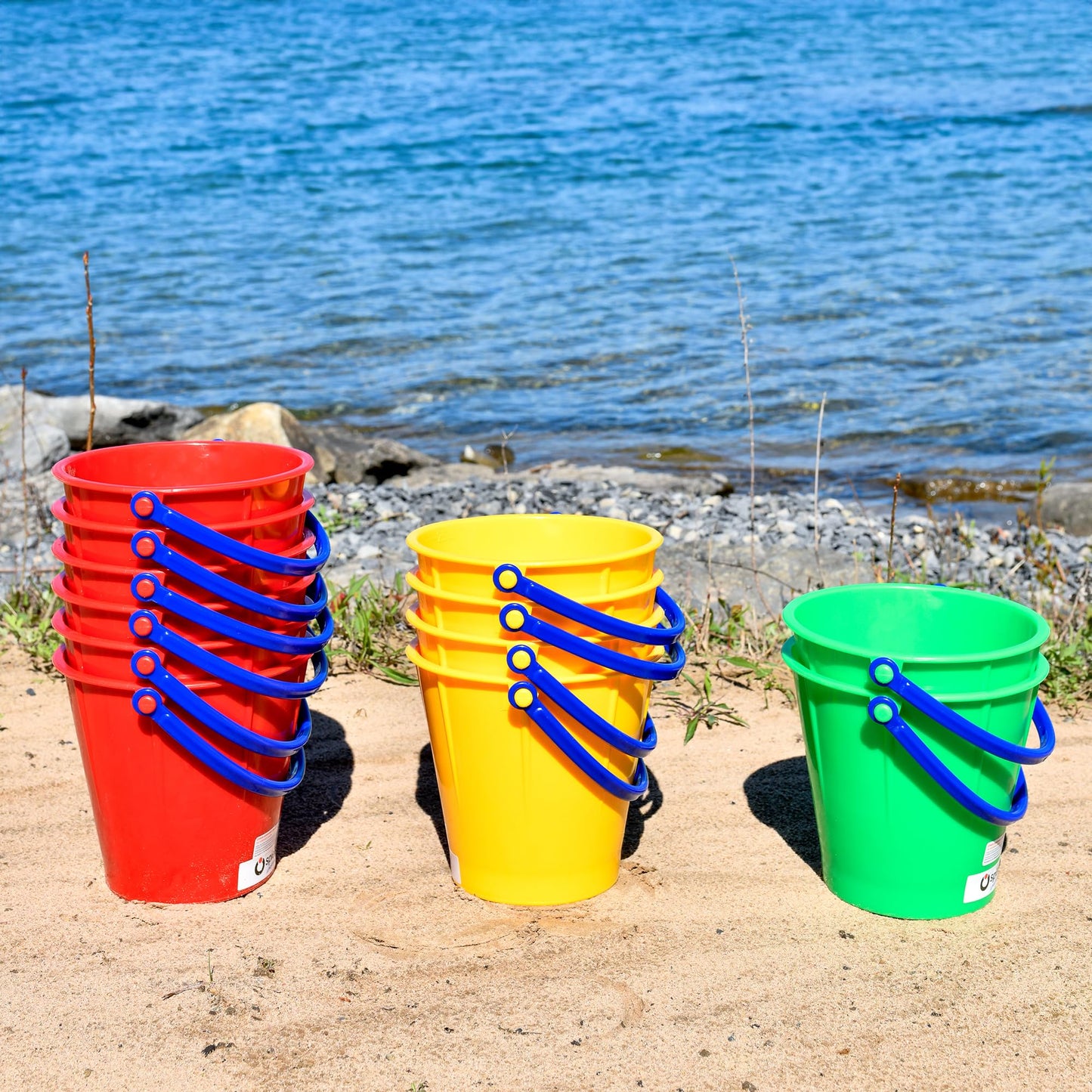 Spielstabil 12 Pack Large Sand Pail Beach Toy (6 Red, 4 Yellow, 2 Green) - Holds 2.5 Liters - Made in Germany