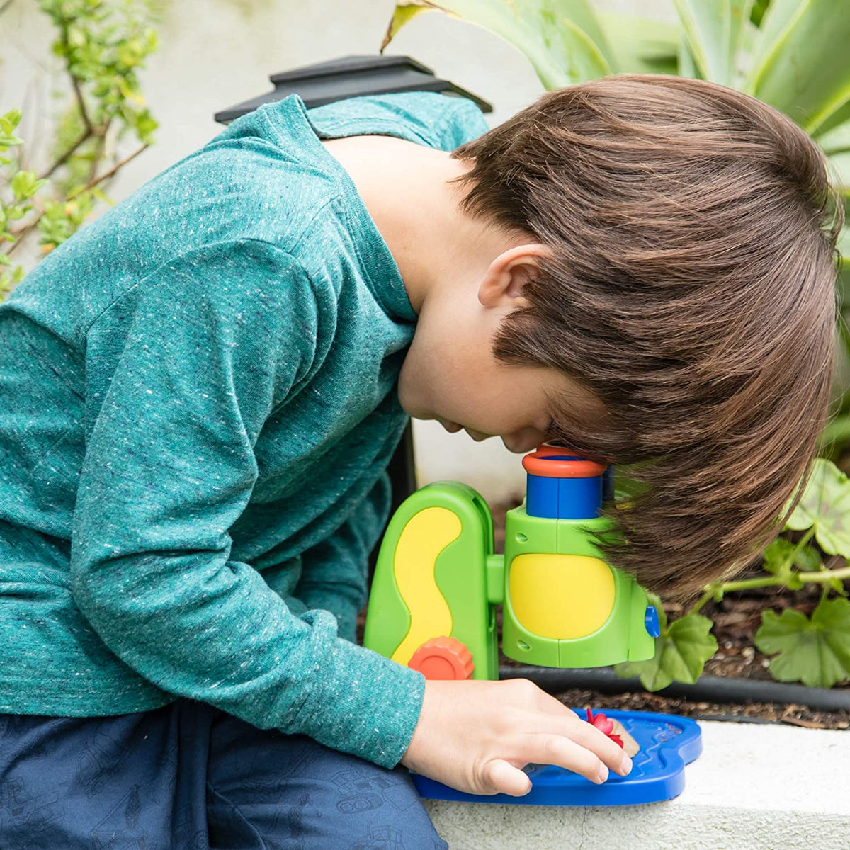 Nature Microscope for Young Scientists