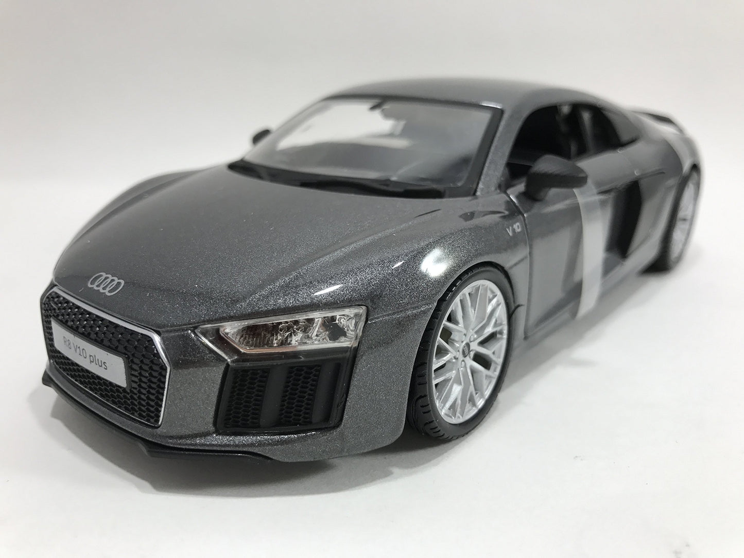Maisto Audi R8 V10 Plus Model Car - 1:24 Scale - Metallic Grey - FBA_1634 - Metal Construction
