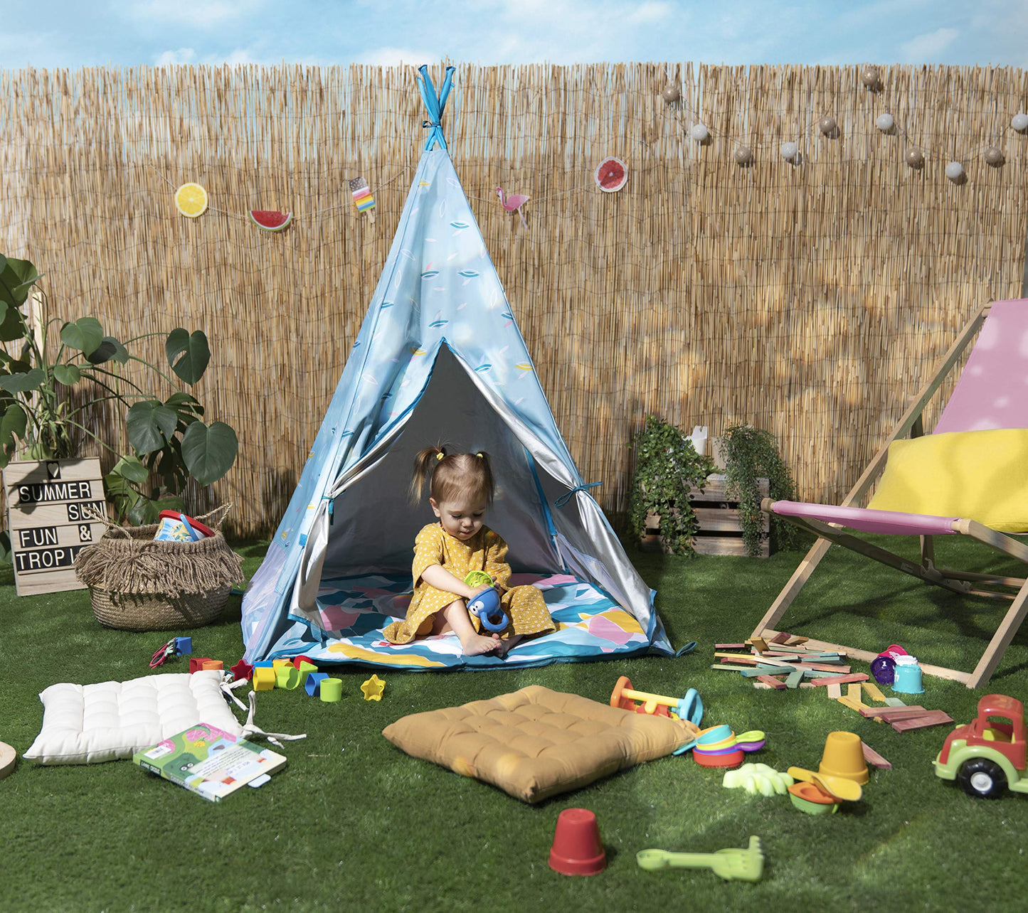 Babymoov Indoor & Outdoor Tipi | Teepee Tent for Kids with Play Mat, Carrying Bag & Pegs Included