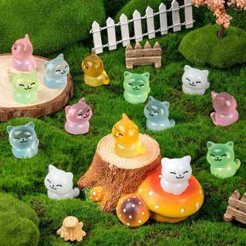 HFAYDZSW 40Pcs Luminous Mini Resin Cat, Miniature Cat, Glow in The Dark Tiny Cat Ornament for Garden Landscape Aquarium Dollhous