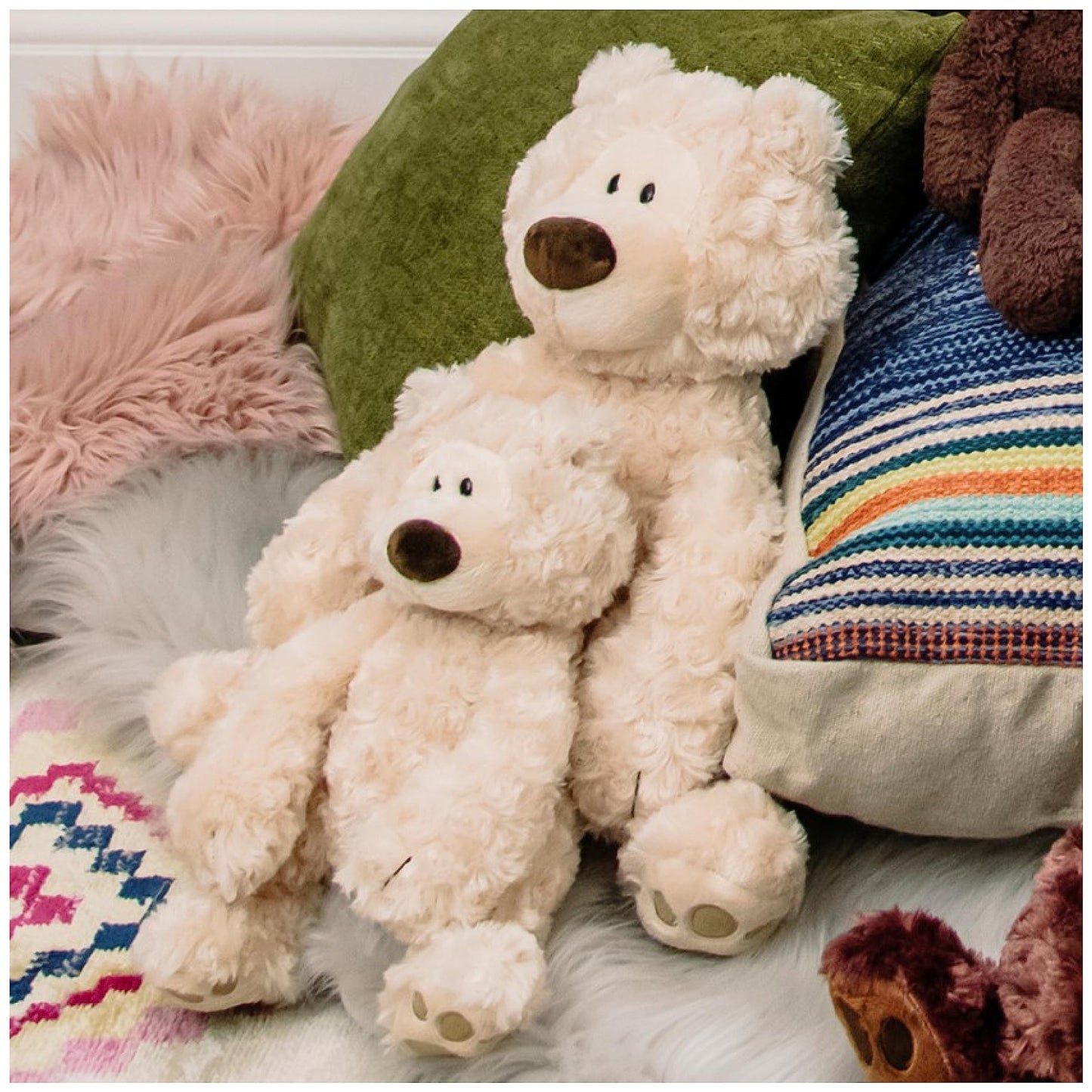 GUND Philbin Classic Teddy Bear, Beige 18", Premium Stuffed Animal, Model 319927, Soft Polyester for Ages 1 and Up