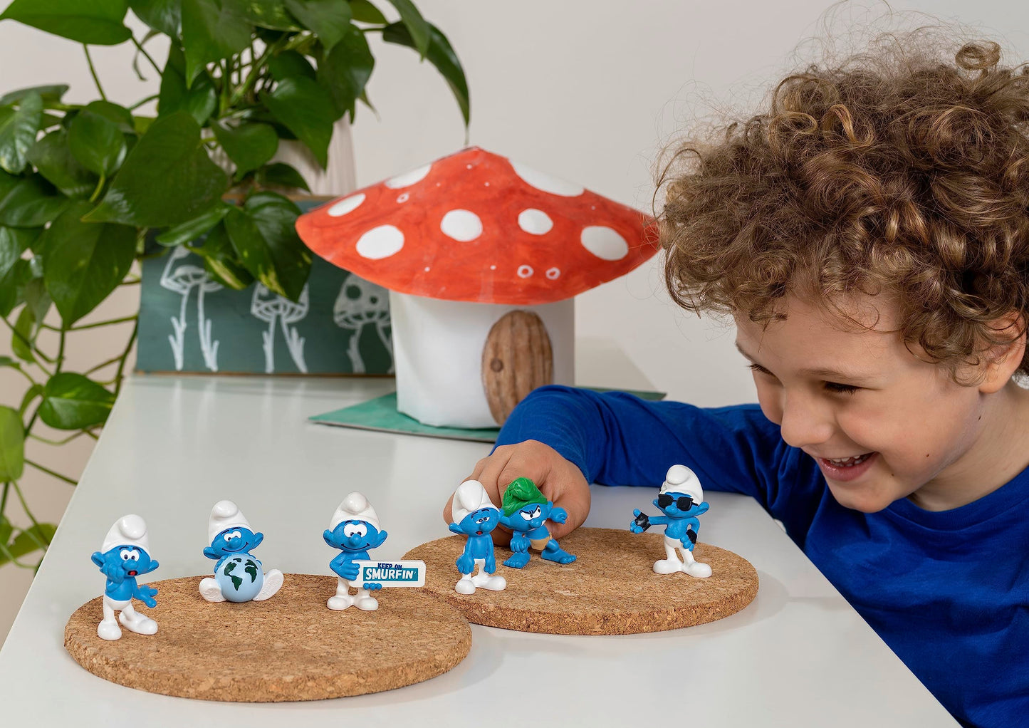 Schleich Smurfs Dimwitty Smurf Figure, Collectible Blue Plastic Toy, Model 20839