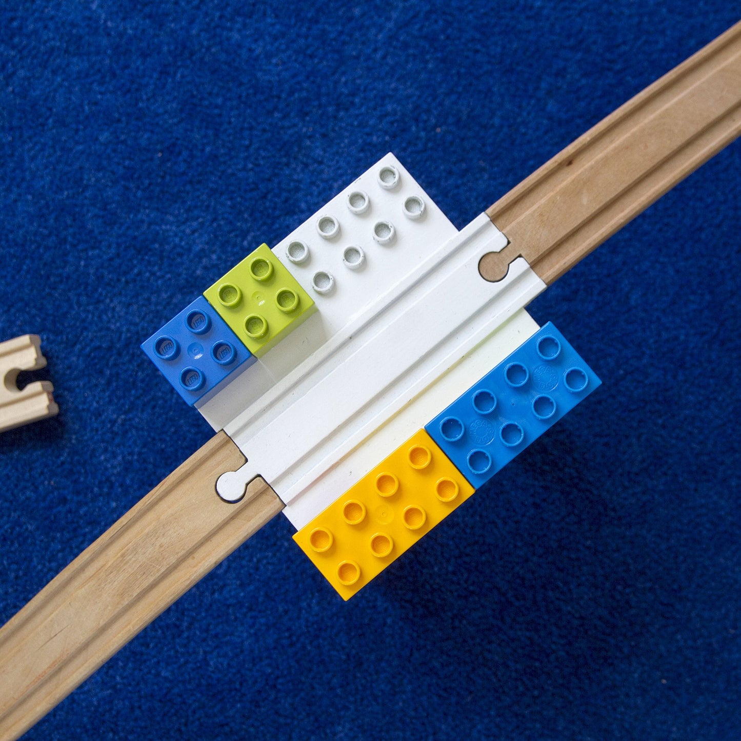 Wooden Railway Block Platform 2-Pack