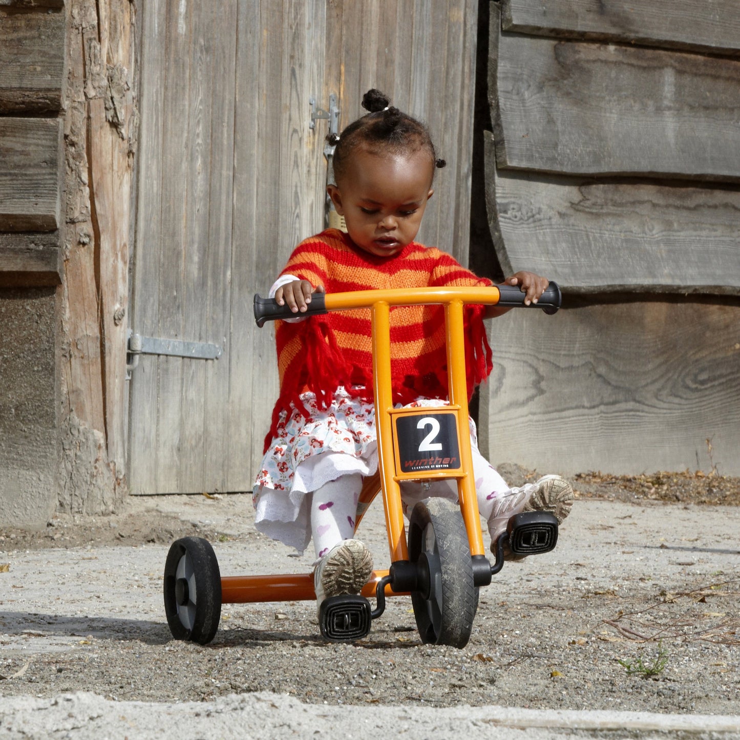 Winther Win550 Circleline Tricycle, Small Grade Kindergarten To 1, 10.63'' Height, 18.5'' Wide, 24.41'' Length