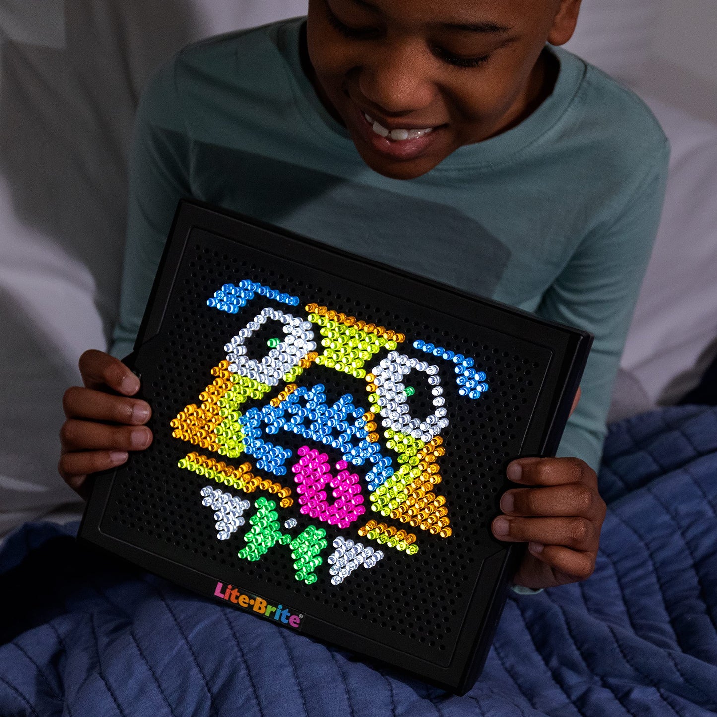 Lite Brite Super Bright Hd - Creative Retro Light-Up Screen – Educational Play For Children – Enhances Creativity & Fine Motor Skills, Gift For Boys And Girls Ages 6+