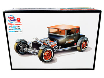 Skill 2 Model Kit 1925 Ford Model T ''Chopped'' Set Of 2 Pieces 1/25 Scale Model By Amt