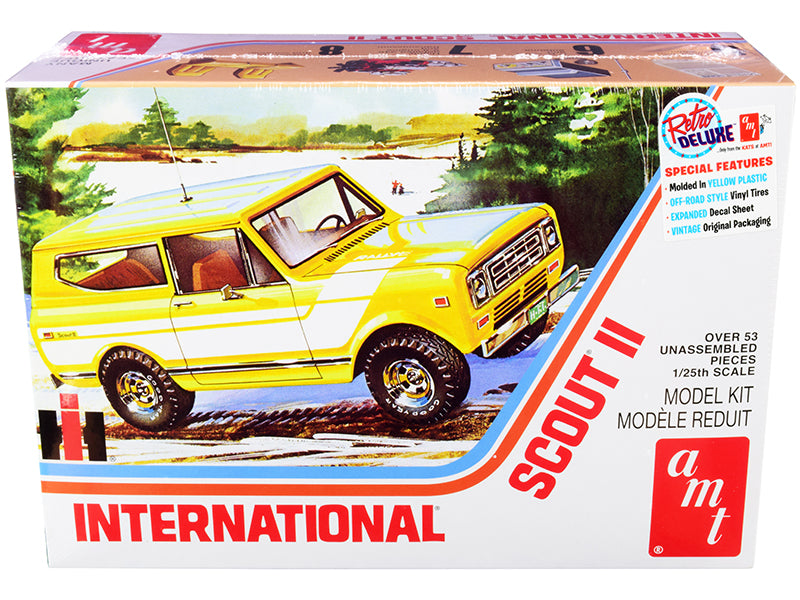 Skill 2 Model Kit Ih International Harvester Scout Ii 1/25 Scale Model By Amt