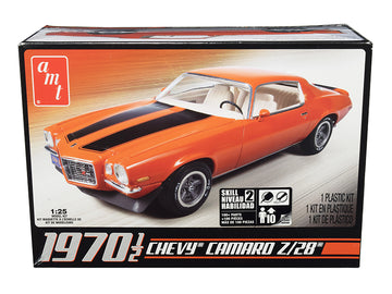 Skill 2 Model Kit 1970 1/2 Chevrolet Camaro Z/28 1/25 Scale Model By Amt