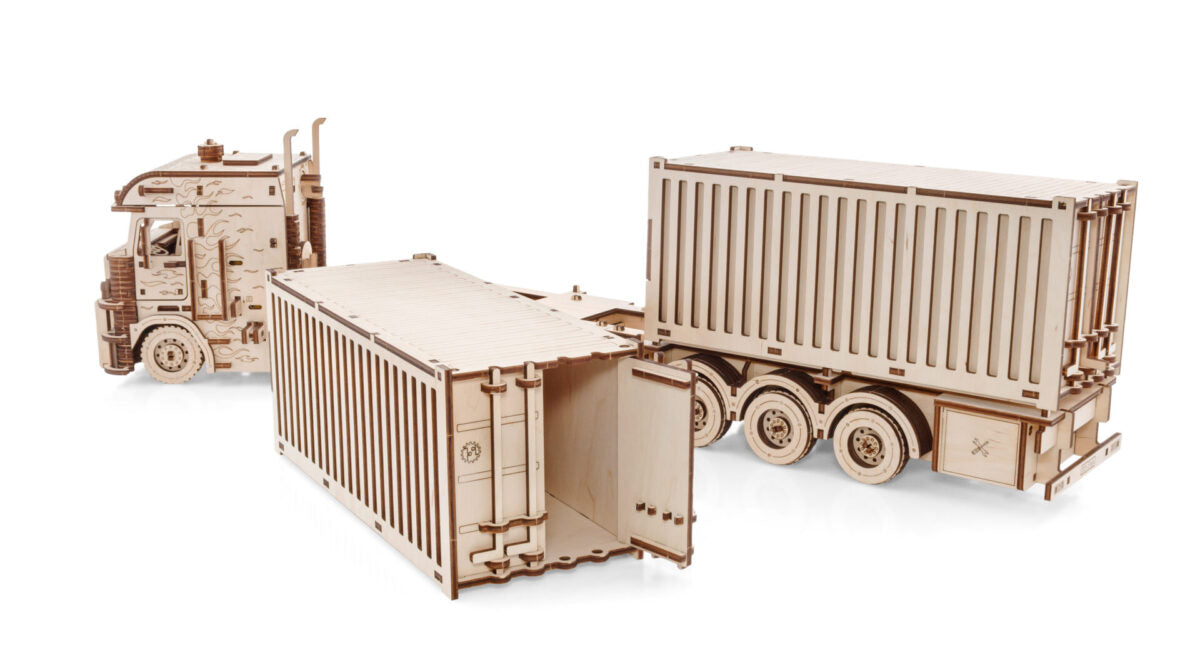 Container Semitrailer for Road King — Mechanical Wooden Model, 238 Pieces